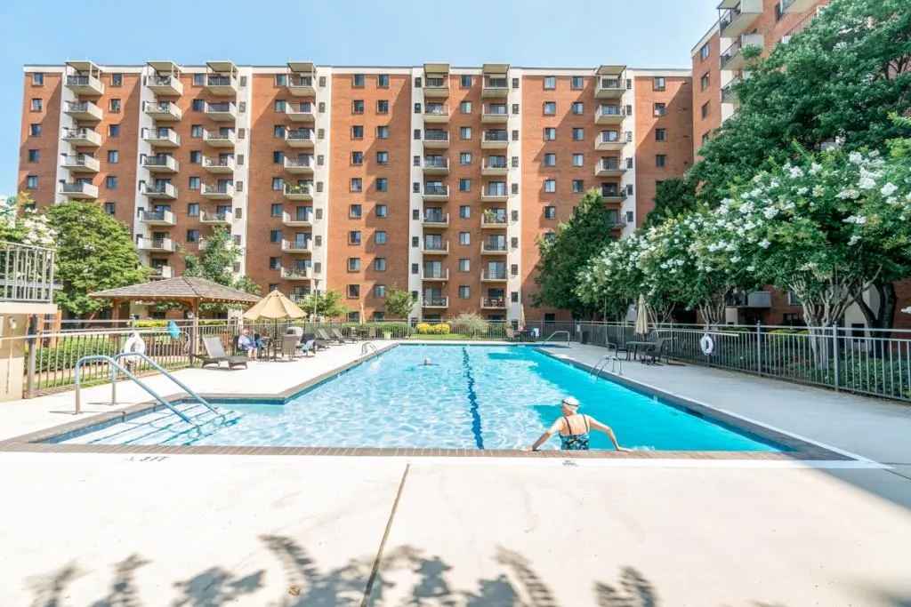 300 Johnson Ferry Road Ne Unit B113, Atlanta, Georgia 30328, 2 Bedrooms Bedrooms, ,2 BathroomsBathrooms,Residential,Sold,300 Johnson Ferry Road Ne Unit B113,5883543