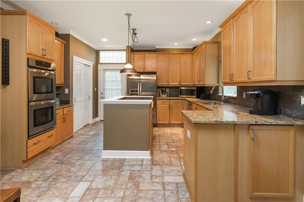 942 Taft Avenue Ne, Atlanta, Georgia 30309, 3 Bedrooms Bedrooms, ,3 BathroomsBathrooms,Residential,Sold,942 Taft Avenue Ne,5867286