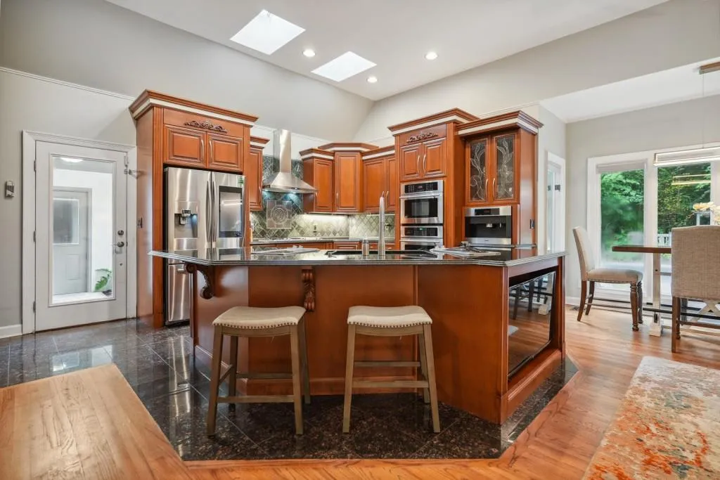 229 N Mill Road, Atlanta, Georgia 30328, 3 Bedrooms Bedrooms, ,3 BathroomsBathrooms,Residential,Sold,229 N Mill Road,7105297