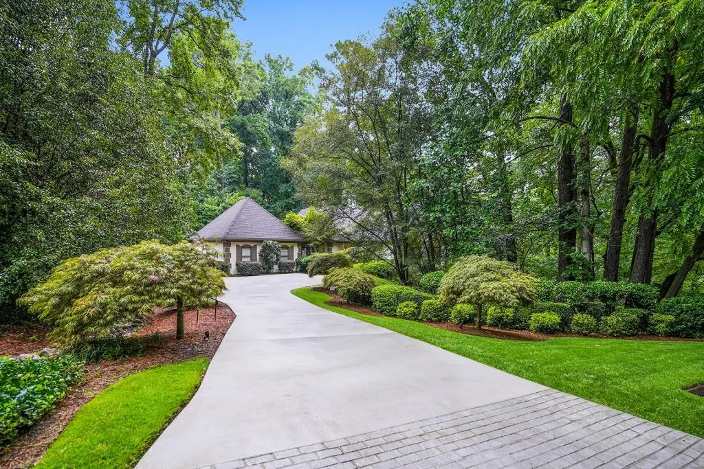 229 N Mill Road, Atlanta, Georgia 30328, 3 Bedrooms Bedrooms, ,3 BathroomsBathrooms,Residential,Sold,229 N Mill Road,7105297