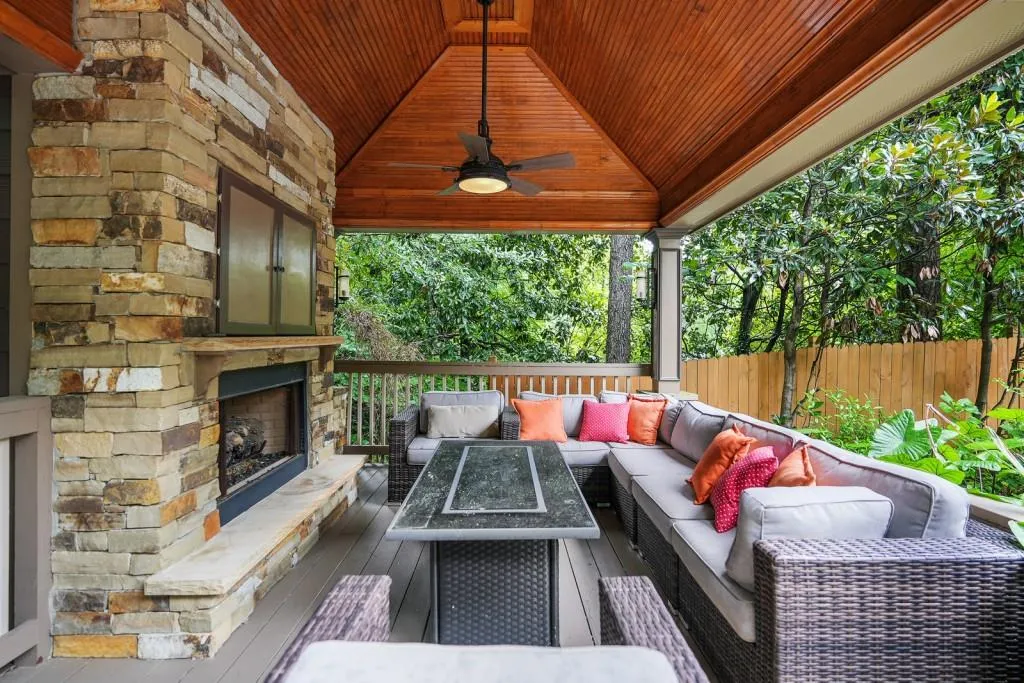 229 N Mill Road, Atlanta, Georgia 30328, 3 Bedrooms Bedrooms, ,3 BathroomsBathrooms,Residential,Sold,229 N Mill Road,7105297