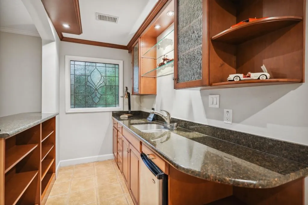 229 N Mill Road, Atlanta, Georgia 30328, 3 Bedrooms Bedrooms, ,3 BathroomsBathrooms,Residential,Sold,229 N Mill Road,7105297