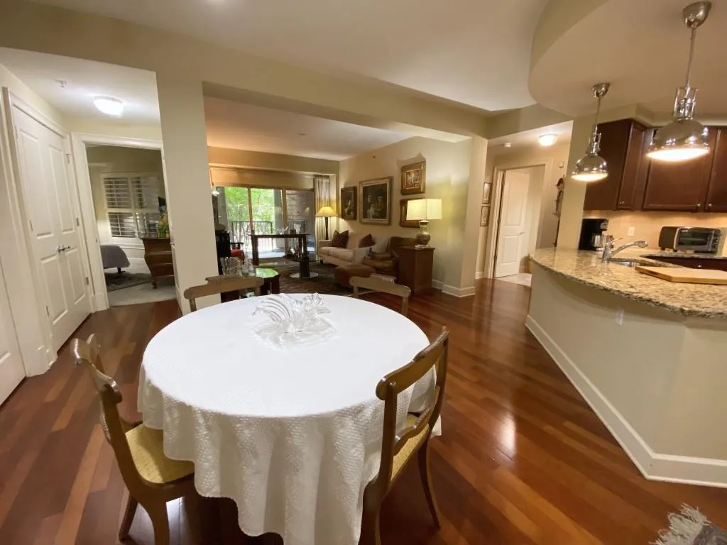 200 River Vista Drive Unit 311, Atlanta, Georgia 30339, 2 Bedrooms Bedrooms, ,2 BathroomsBathrooms,Residential,Sold,200 River Vista Drive Unit 311,6929177