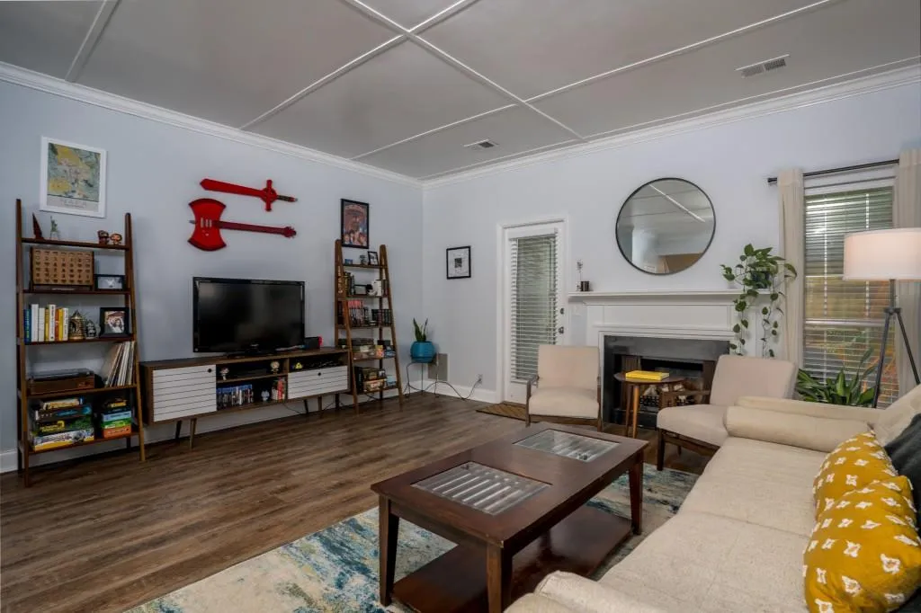 906 Wedgewood Way, Sandy Springs, Georgia 30350, 2 Bedrooms Bedrooms, ,2 BathroomsBathrooms,Residential,Sold,906 Wedgewood Way,7076295