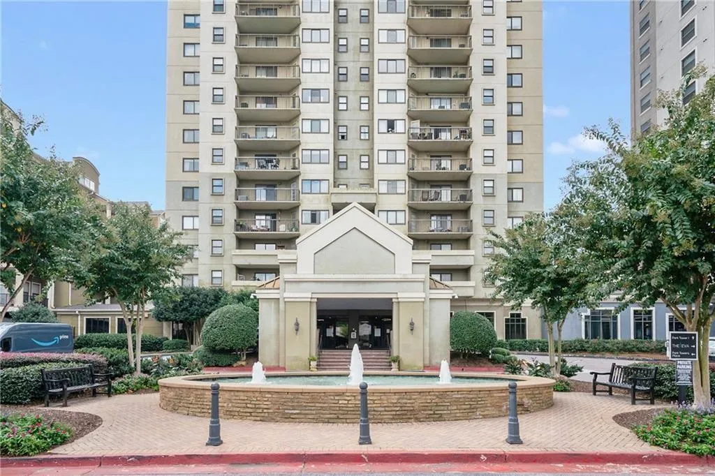 795 Hammond Drive Unit 413, Atlanta, Georgia 30328, 2 Bedrooms Bedrooms, ,2 BathroomsBathrooms,Residential,Sold,795 Hammond Drive Unit 413,6987417