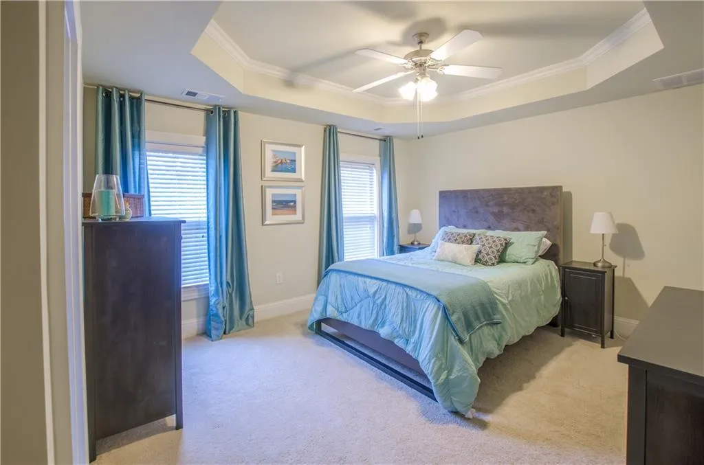 242 Le Gran Bend Unit 242, Sandy Springs, Georgia 30328, 3 Bedrooms Bedrooms, ,2 BathroomsBathrooms,Residential,Sold,242 Le Gran Bend Unit 242,5709020