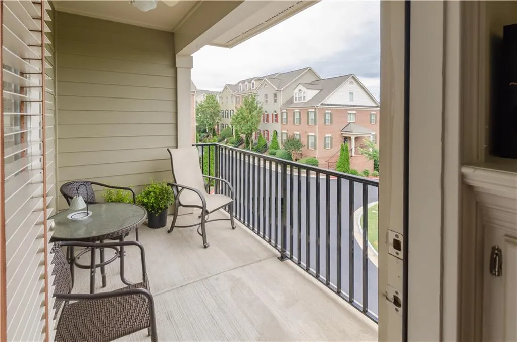 242 Le Gran Bend Unit 242, Sandy Springs, Georgia 30328, 3 Bedrooms Bedrooms, ,2 BathroomsBathrooms,Residential,Sold,242 Le Gran Bend Unit 242,5709020