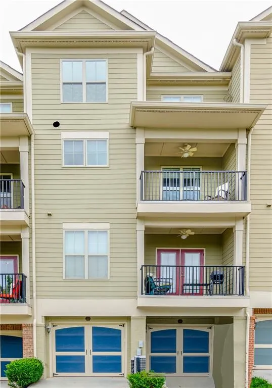 242 Le Gran Bend Unit 242, Sandy Springs, Georgia 30328, 3 Bedrooms Bedrooms, ,2 BathroomsBathrooms,Residential,Sold,242 Le Gran Bend Unit 242,5709020