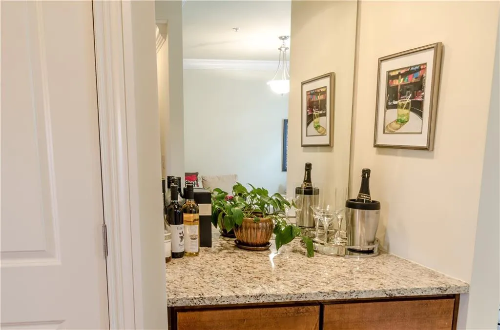 242 Le Gran Bend Unit 242, Sandy Springs, Georgia 30328, 3 Bedrooms Bedrooms, ,2 BathroomsBathrooms,Residential,Sold,242 Le Gran Bend Unit 242,5709020