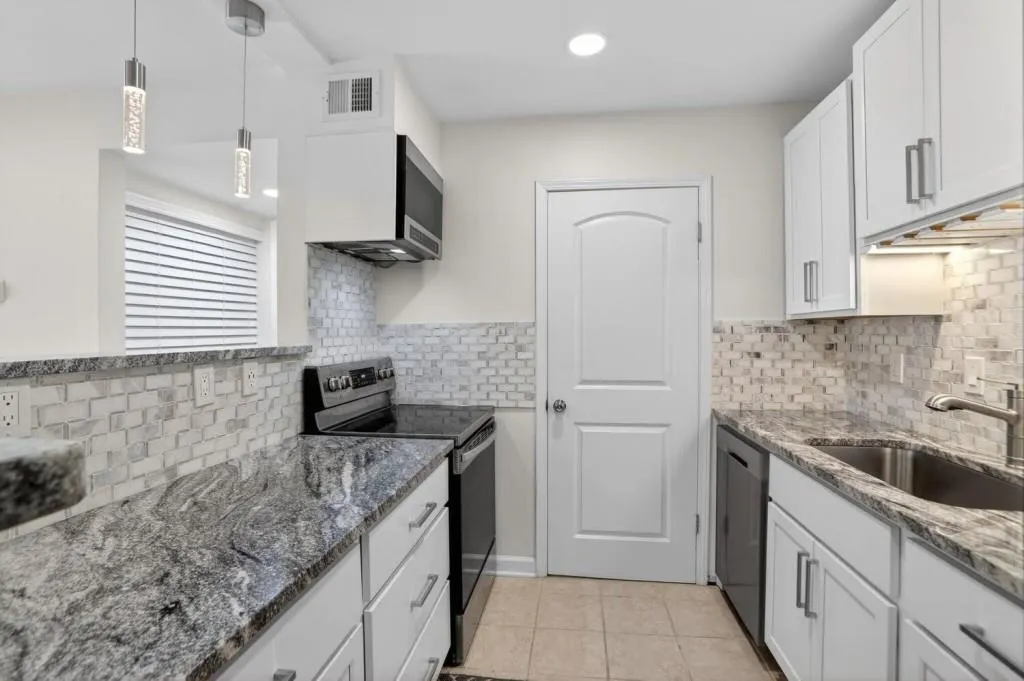 1510 Wingate Way, Sandy Springs, Georgia 30350, 2 Bedrooms Bedrooms, ,2 BathroomsBathrooms,Residential,For Sale,1510 Wingate Way,7711992