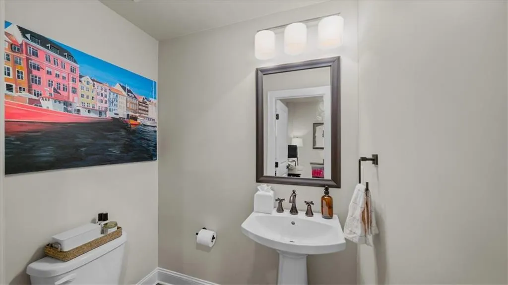 4305 Parkside Place, Atlanta, Georgia 30342, 2 Bedrooms Bedrooms, ,2 BathroomsBathrooms,Residential,Sold,4305 Parkside Place,7378364