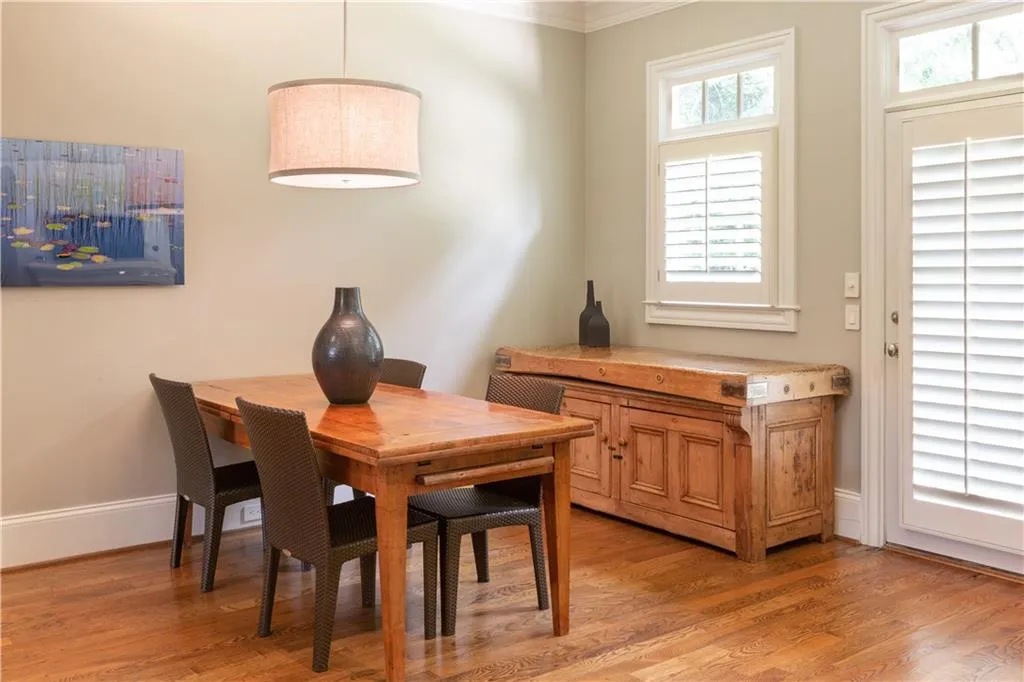 4641 Dudley Lane, Sandy Springs, Georgia 30327, 5 Bedrooms Bedrooms, ,4 BathroomsBathrooms,Residential,Sold,4641 Dudley Lane,7106830