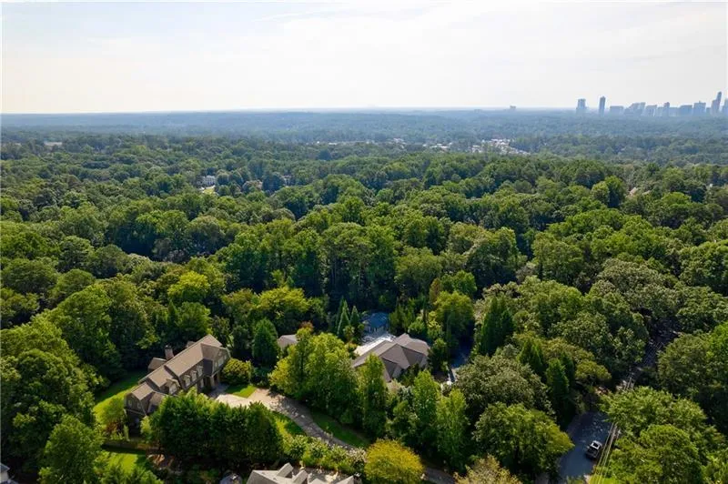 4641 Dudley Lane, Sandy Springs, Georgia 30327, 5 Bedrooms Bedrooms, ,4 BathroomsBathrooms,Residential,Sold,4641 Dudley Lane,7106830