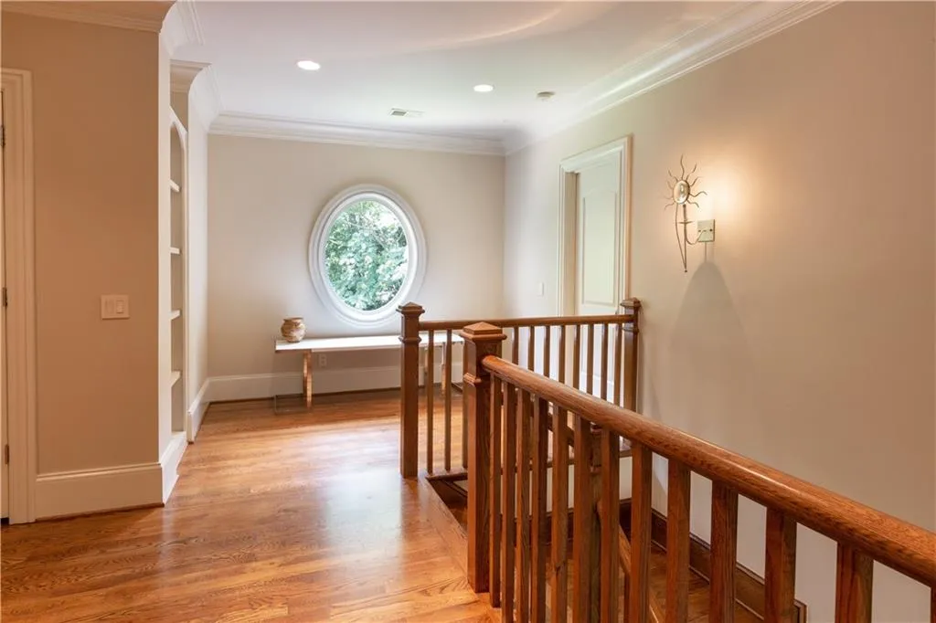 4641 Dudley Lane, Sandy Springs, Georgia 30327, 5 Bedrooms Bedrooms, ,4 BathroomsBathrooms,Residential,Sold,4641 Dudley Lane,7106830