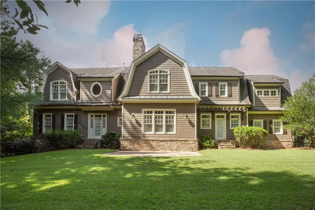 4641 Dudley Lane, Sandy Springs, Georgia 30327, 5 Bedrooms Bedrooms, ,4 BathroomsBathrooms,Residential,Sold,4641 Dudley Lane,7106830