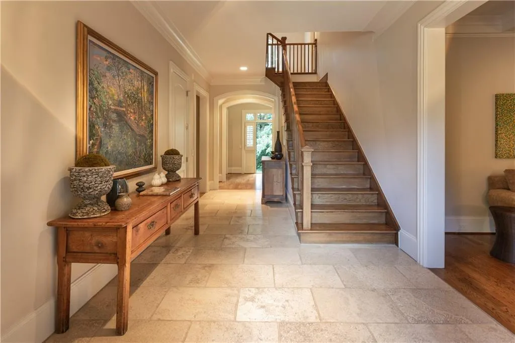 4641 Dudley Lane, Sandy Springs, Georgia 30327, 5 Bedrooms Bedrooms, ,4 BathroomsBathrooms,Residential,Sold,4641 Dudley Lane,7106830