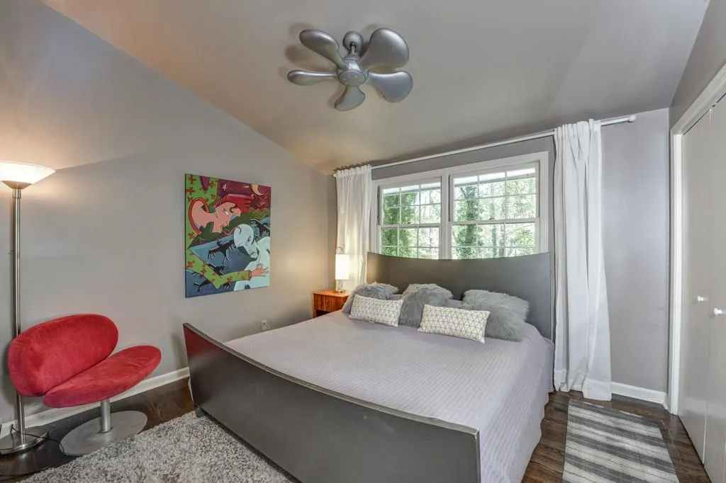 4640 Canyon Creek Trail, Atlanta, Georgia 30342, 4 Bedrooms Bedrooms, ,3 BathroomsBathrooms,Residential,Sold,4640 Canyon Creek Trail,5756013