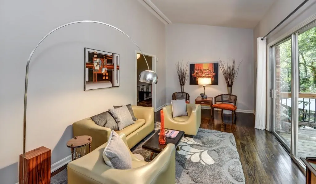 4640 Canyon Creek Trail, Atlanta, Georgia 30342, 4 Bedrooms Bedrooms, ,3 BathroomsBathrooms,Residential,Sold,4640 Canyon Creek Trail,5756013