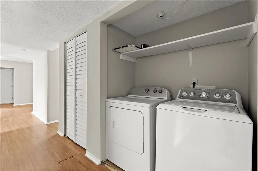 1211 Old Hammond Chase, Atlanta, Georgia 30350, 3 Bedrooms Bedrooms, ,2 BathroomsBathrooms,Residential,For Sale,1211 Old Hammond Chase,7711692