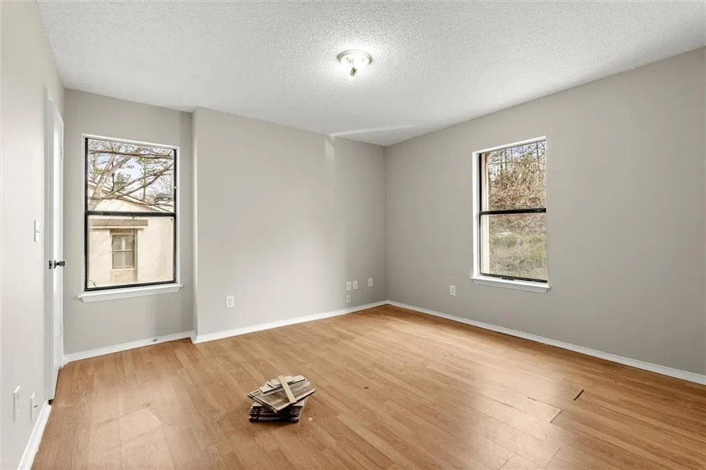 1211 Old Hammond Chase, Atlanta, Georgia 30350, 3 Bedrooms Bedrooms, ,2 BathroomsBathrooms,Residential,For Sale,1211 Old Hammond Chase,7711692