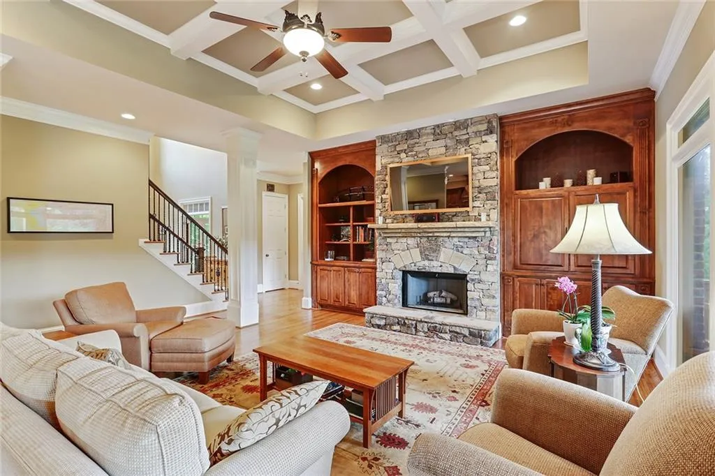 442 Meadow Watch Lane, Sandy Springs, Georgia 30350, 6 Bedrooms Bedrooms, ,6 BathroomsBathrooms,Residential,Sold,442 Meadow Watch Lane,6052974