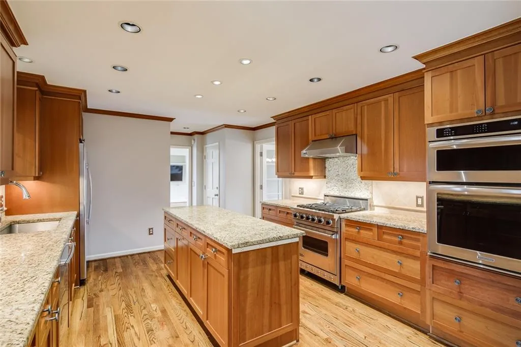 455 Hunters Crossing Drive, Sandy Springs, Georgia 30328, 5 Bedrooms Bedrooms, ,3 BathroomsBathrooms,Residential,Sold,455 Hunters Crossing Drive,6839268 455 Hunters Crossing Drive, Sandy Springs, Georgia 30328, 5 Bedrooms Bedrooms, ,3 BathroomsBathrooms,Residential,Sold,455 Hunters Crossing Drive,6839268