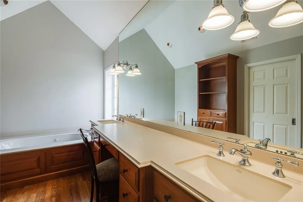 455 Hunters Crossing Drive, Sandy Springs, Georgia 30328, 5 Bedrooms Bedrooms, ,3 BathroomsBathrooms,Residential,Sold,455 Hunters Crossing Drive,6839268 455 Hunters Crossing Drive, Sandy Springs, Georgia 30328, 5 Bedrooms Bedrooms, ,3 BathroomsBathrooms,Residential,Sold,455 Hunters Crossing Drive,6839268