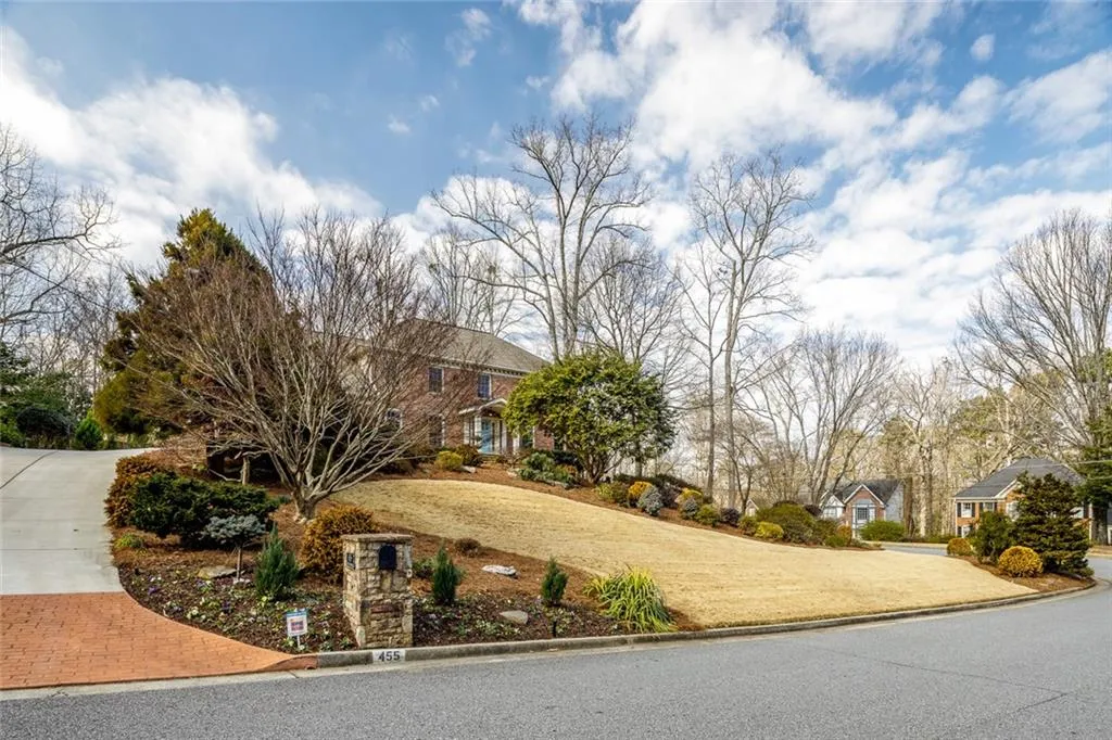 455 Hunters Crossing Drive, Sandy Springs, Georgia 30328, 5 Bedrooms Bedrooms, ,3 BathroomsBathrooms,Residential,Sold,455 Hunters Crossing Drive,6839268 455 Hunters Crossing Drive, Sandy Springs, Georgia 30328, 5 Bedrooms Bedrooms, ,3 BathroomsBathrooms,Residential,Sold,455 Hunters Crossing Drive,6839268
