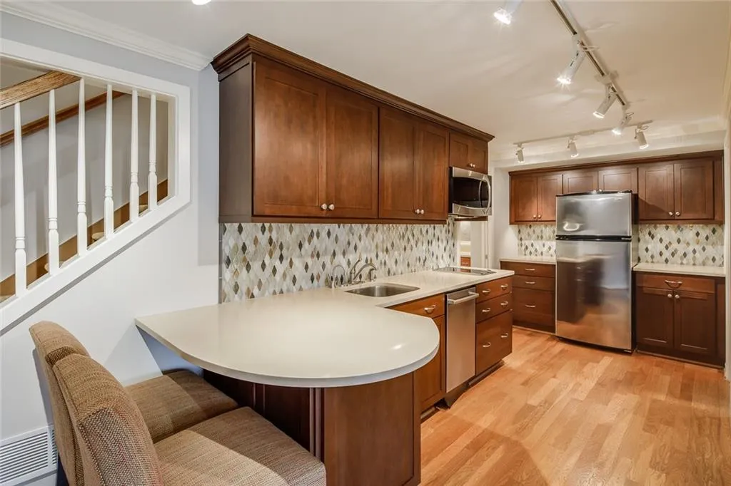 455 Hunters Crossing Drive, Sandy Springs, Georgia 30328, 5 Bedrooms Bedrooms, ,3 BathroomsBathrooms,Residential,Sold,455 Hunters Crossing Drive,6839268 455 Hunters Crossing Drive, Sandy Springs, Georgia 30328, 5 Bedrooms Bedrooms, ,3 BathroomsBathrooms,Residential,Sold,455 Hunters Crossing Drive,6839268