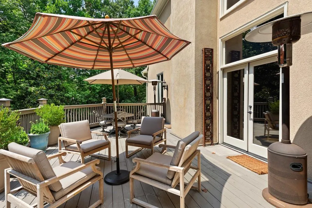 6 Bentley Trace Manor, Atlanta, Georgia 30327, 6 Bedrooms Bedrooms, ,6 BathroomsBathrooms,Residential,Sold,6 Bentley Trace Manor,6597706