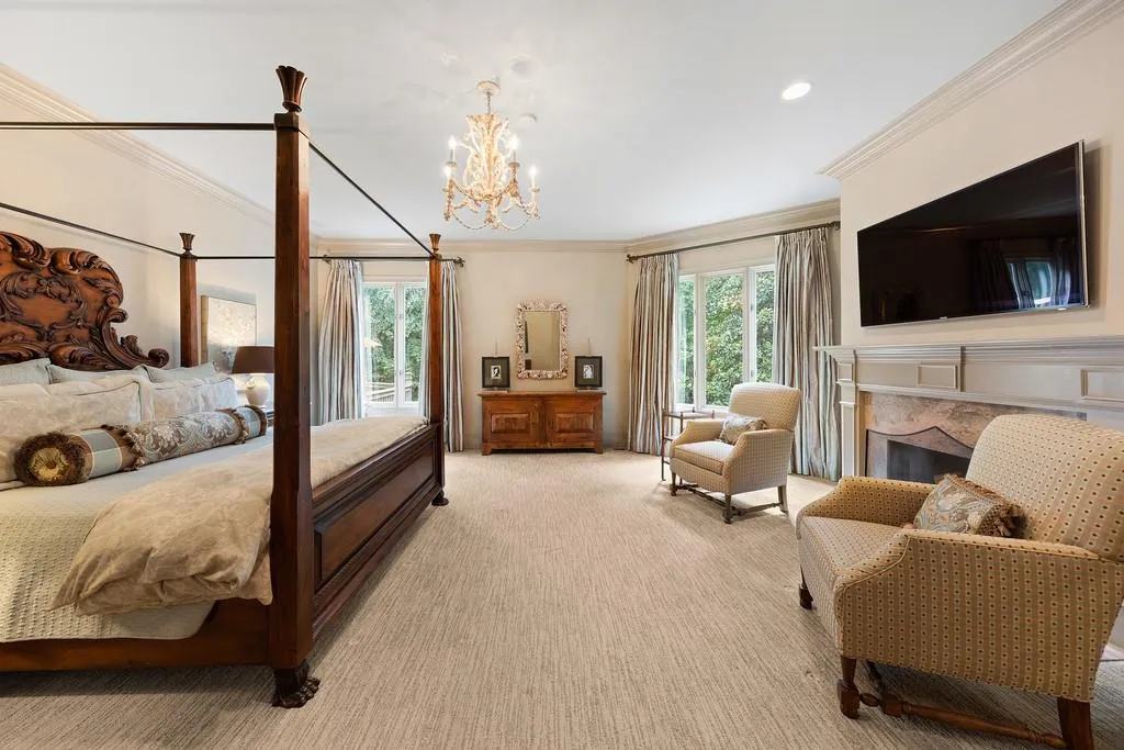 6 Bentley Trace Manor, Atlanta, Georgia 30327, 6 Bedrooms Bedrooms, ,6 BathroomsBathrooms,Residential,Sold,6 Bentley Trace Manor,6597706