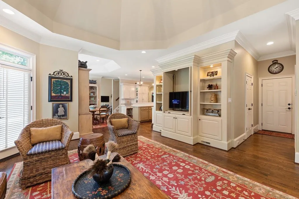 6 Bentley Trace Manor, Atlanta, Georgia 30327, 6 Bedrooms Bedrooms, ,6 BathroomsBathrooms,Residential,Sold,6 Bentley Trace Manor,6597706