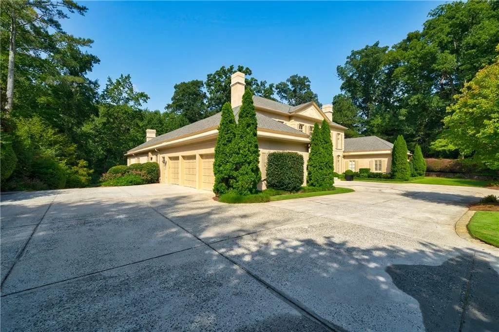 4778 Northside Drive Nw, Atlanta, Georgia 30327, 6 Bedrooms Bedrooms, ,6 BathroomsBathrooms,Residential,Sold,4778 Northside Drive Nw,6779596