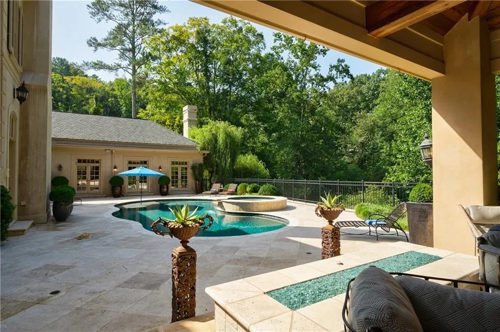 4778 Northside Drive Nw, Atlanta, Georgia 30327, 6 Bedrooms Bedrooms, ,6 BathroomsBathrooms,Residential,Sold,4778 Northside Drive Nw,6779596