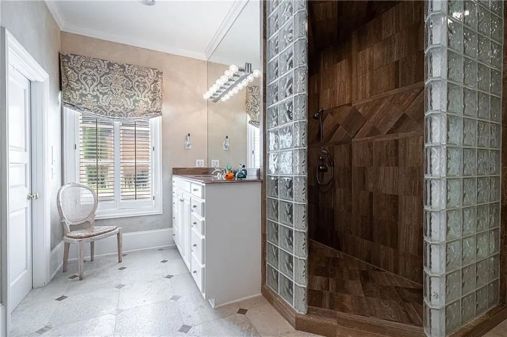 4778 Northside Drive Nw, Atlanta, Georgia 30327, 6 Bedrooms Bedrooms, ,6 BathroomsBathrooms,Residential,Sold,4778 Northside Drive Nw,6779596