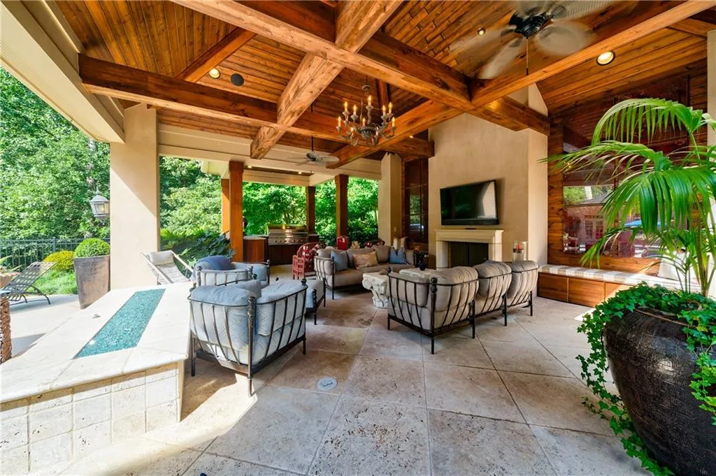 4778 Northside Drive Nw, Atlanta, Georgia 30327, 6 Bedrooms Bedrooms, ,6 BathroomsBathrooms,Residential,Sold,4778 Northside Drive Nw,6779596