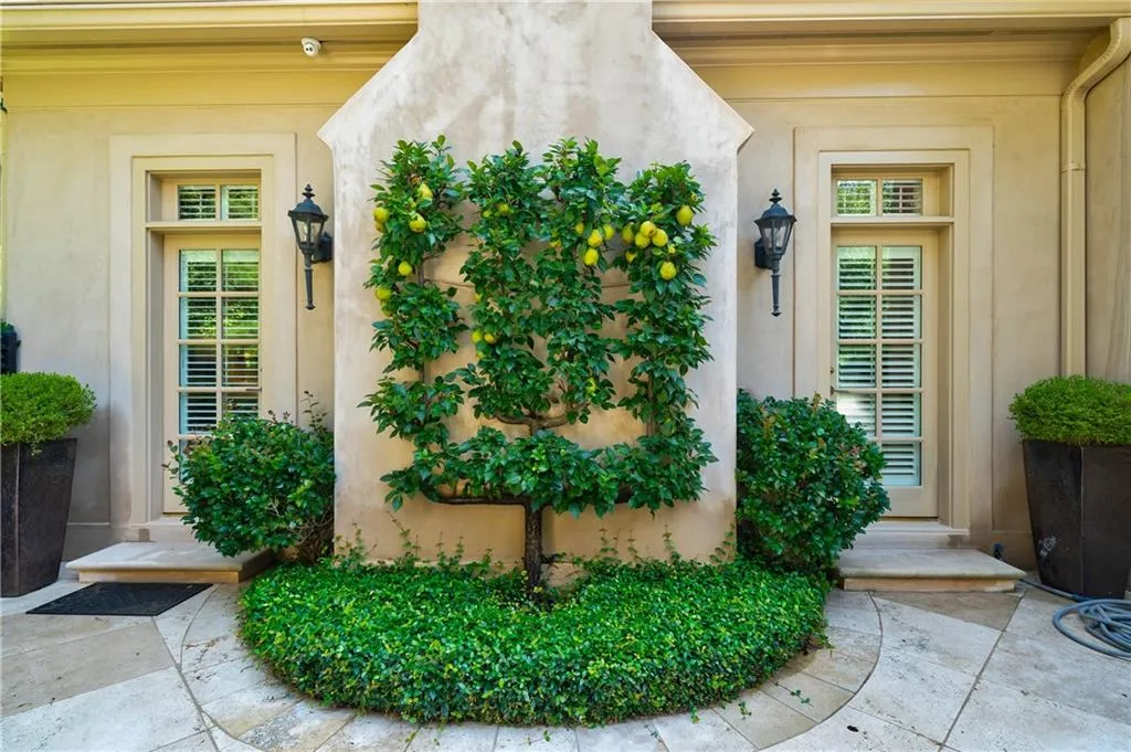 4778 Northside Drive Nw, Atlanta, Georgia 30327, 6 Bedrooms Bedrooms, ,6 BathroomsBathrooms,Residential,Sold,4778 Northside Drive Nw,6779596