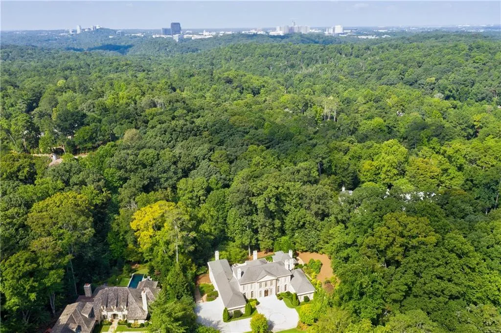 4778 Northside Drive Nw, Atlanta, Georgia 30327, 6 Bedrooms Bedrooms, ,6 BathroomsBathrooms,Residential,Sold,4778 Northside Drive Nw,6779596