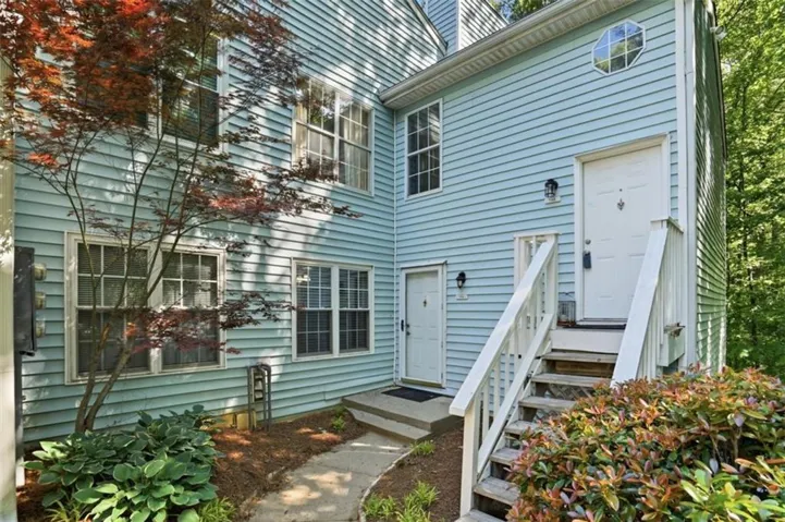 704 Glenleaf Drive, Peachtree Corners, Georgia 30092