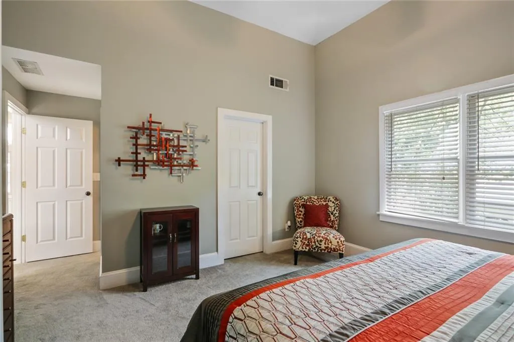34 Greenland Trace, Atlanta, Georgia 30342, 4 Bedrooms Bedrooms, ,4 BathroomsBathrooms,Residential,Sold,34 Greenland Trace,6916748
