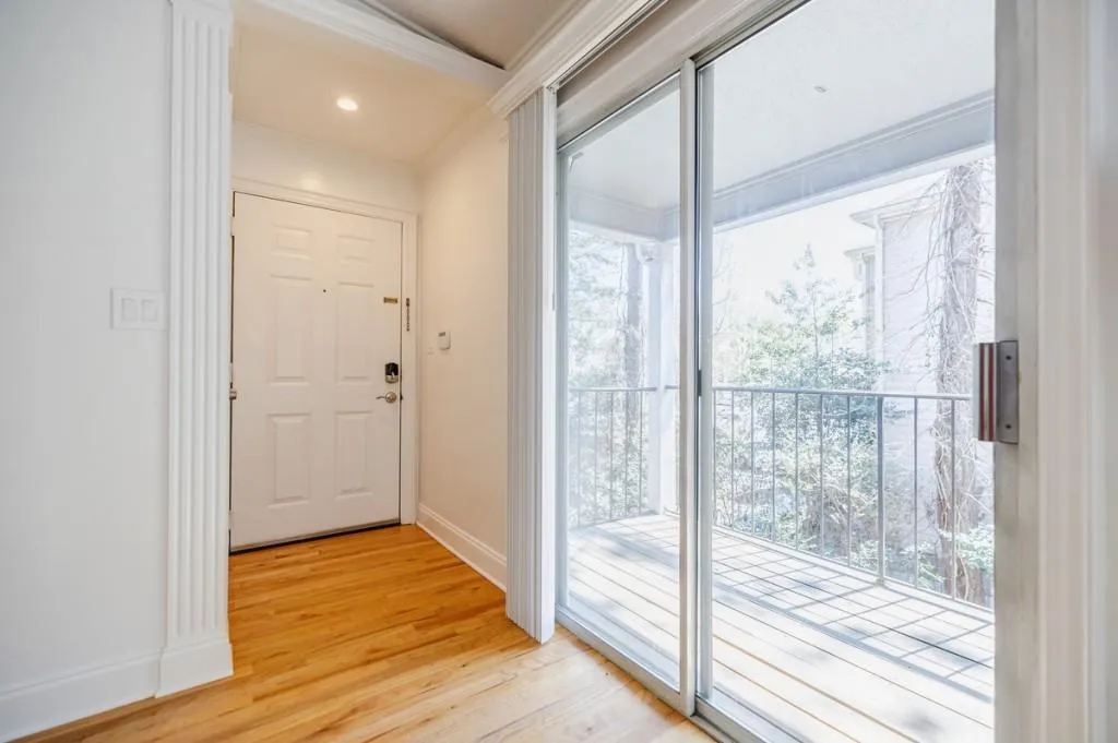 436 Granville Court Unit 436, Sandy Springs, Georgia 30328, 2 Bedrooms Bedrooms, ,2 BathroomsBathrooms,Residential,Sold,436 Granville Court Unit 436,7192829
