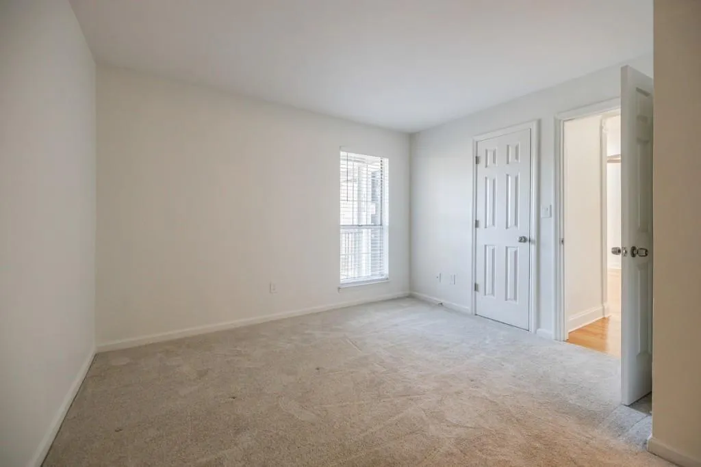 436 Granville Court Unit 436, Sandy Springs, Georgia 30328, 2 Bedrooms Bedrooms, ,2 BathroomsBathrooms,Residential,Sold,436 Granville Court Unit 436,7192829