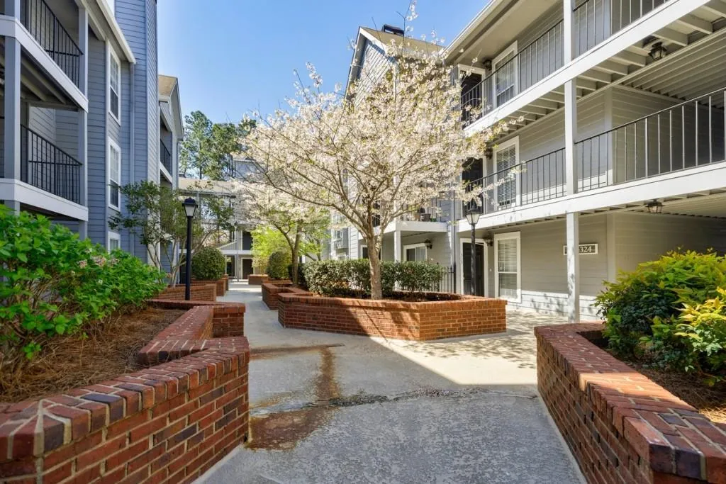 436 Granville Court Unit 436, Sandy Springs, Georgia 30328, 2 Bedrooms Bedrooms, ,2 BathroomsBathrooms,Residential,Sold,436 Granville Court Unit 436,7192829