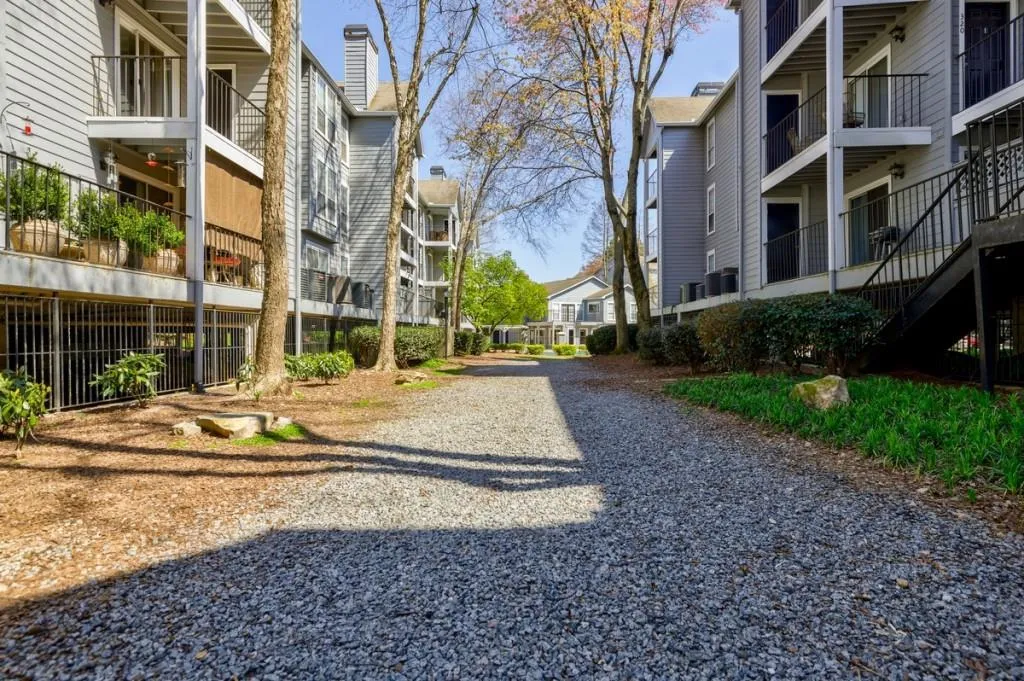436 Granville Court Unit 436, Sandy Springs, Georgia 30328, 2 Bedrooms Bedrooms, ,2 BathroomsBathrooms,Residential,Sold,436 Granville Court Unit 436,7192829