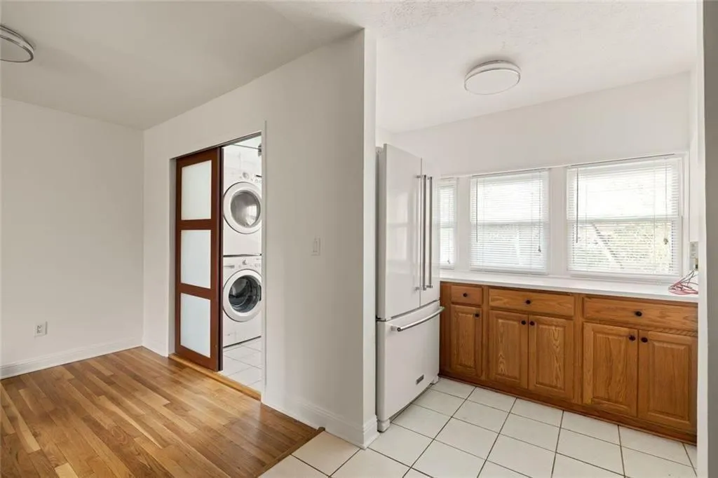 2941 Caldwell Road Ne Unit B4, Brookhaven, Georgia 30319, 2 Bedrooms Bedrooms, 0 ,1 BathroomBathrooms,Residential,For Sale,2941 Caldwell Road Ne Unit B4,7714940