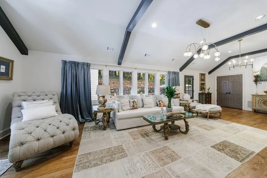 3201 Teton Drive Se, Atlanta, Georgia 30339, 6 Bedrooms Bedrooms, ,6 BathroomsBathrooms,Residential,For Sale,3201 Teton Drive Se,7642398