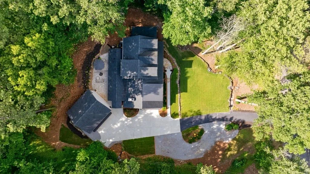 3201 Teton Drive Se, Atlanta, Georgia 30339, 6 Bedrooms Bedrooms, ,6 BathroomsBathrooms,Residential,For Sale,3201 Teton Drive Se,7642398