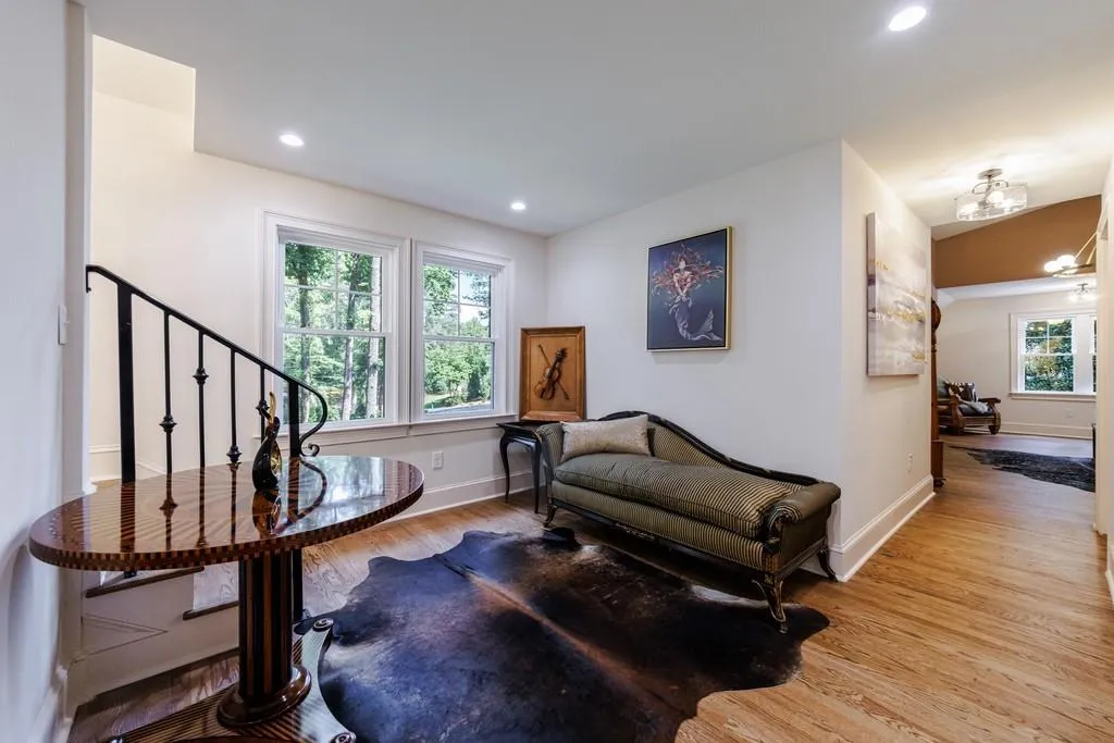 3201 Teton Drive Se, Atlanta, Georgia 30339, 6 Bedrooms Bedrooms, ,6 BathroomsBathrooms,Residential,For Sale,3201 Teton Drive Se,7642398