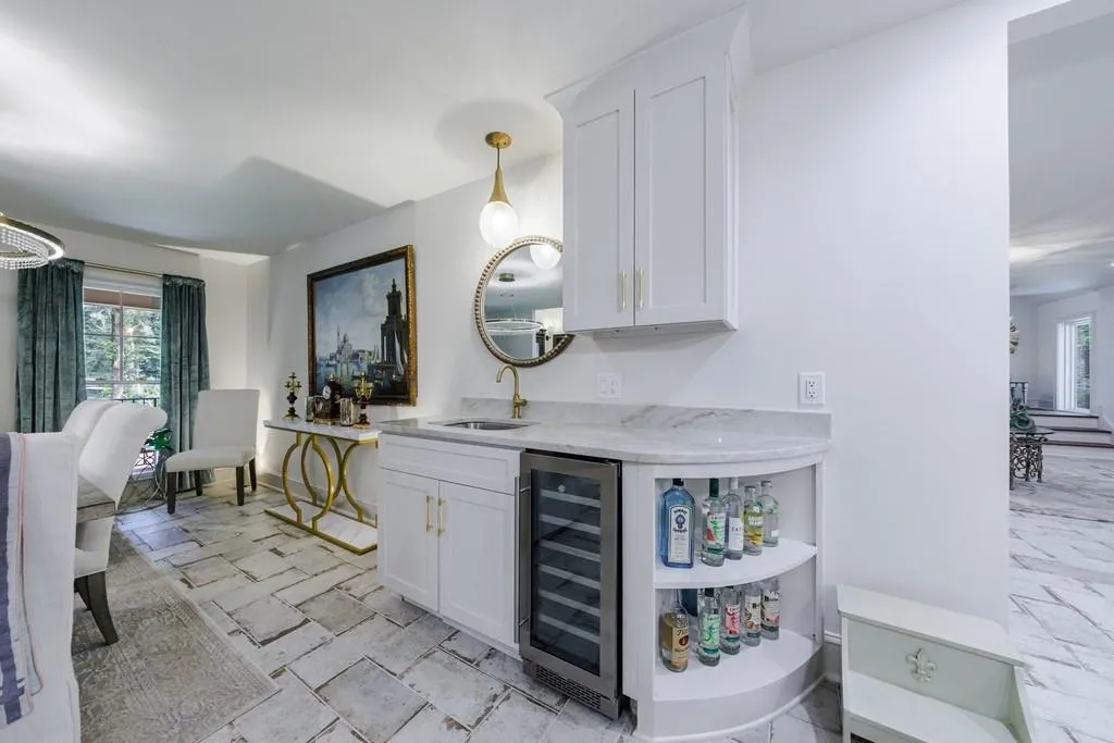3201 Teton Drive Se, Atlanta, Georgia 30339, 6 Bedrooms Bedrooms, ,6 BathroomsBathrooms,Residential,For Sale,3201 Teton Drive Se,7642398