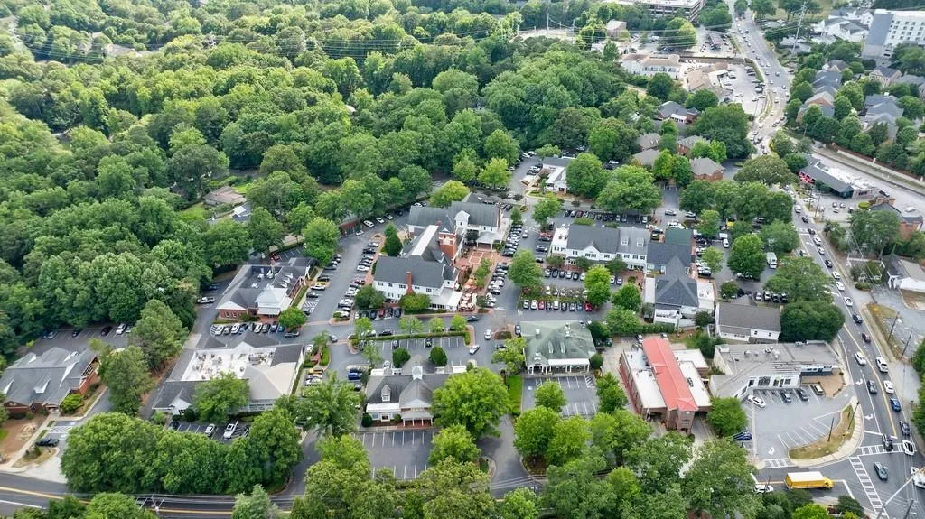 3201 Teton Drive Se, Atlanta, Georgia 30339, 6 Bedrooms Bedrooms, ,6 BathroomsBathrooms,Residential,For Sale,3201 Teton Drive Se,7642398